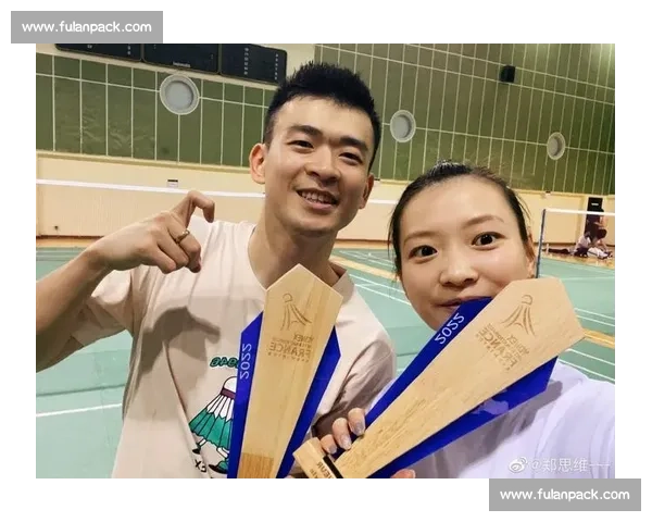 郑思维锐评新碳音:打感惊艳耐打出众,胜利底气足 郑思维锐评新碳音:打感惊艳耐打出众,胜利底气足